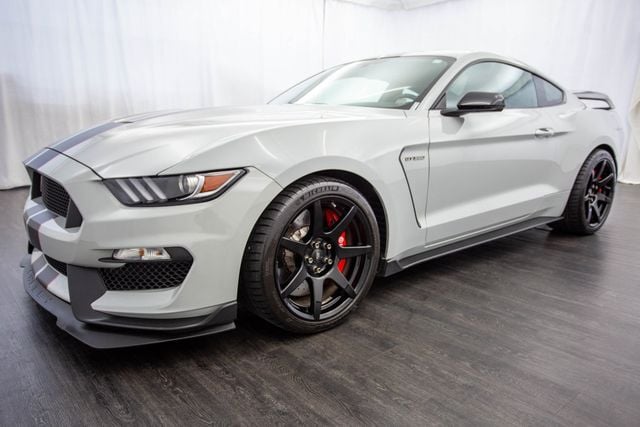 2017 Ford Mustang Shelby GT350R Fastback - 22551272 - 24