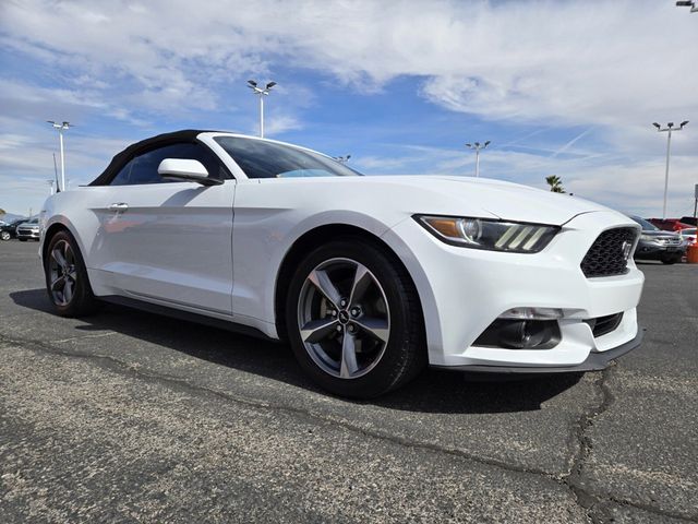 2017 Ford Mustang V6 Convertible - 22776558 - 3