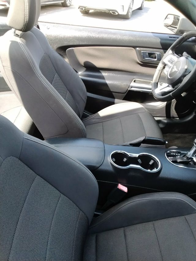 2017 Ford Mustang V6 Convertible - 23007582 - 9