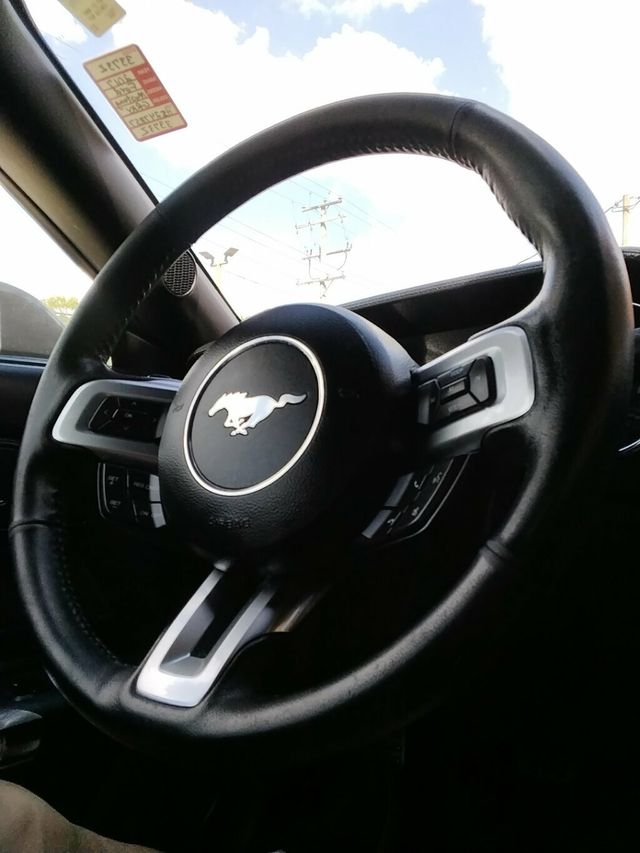 2017 Ford Mustang V6 Convertible - 23007582 - 12