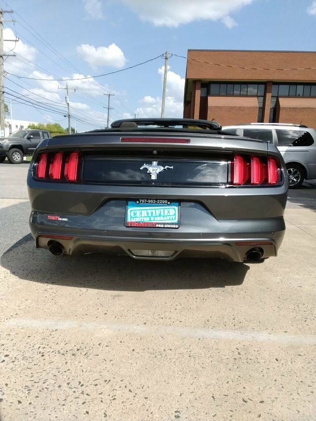 2017 Ford Mustang V6 Convertible - 23007582 - 2