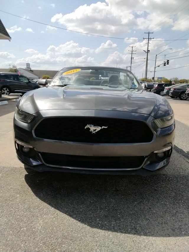 2017 Ford Mustang V6 Convertible - 23007582 - 5