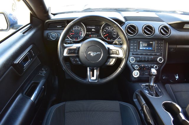 2017 Ford Mustang V6 Fastback - 22975077 - 24