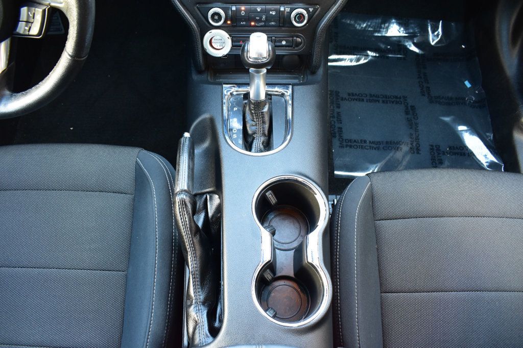 2017 Ford Mustang V6 Fastback - 22975077 - 29