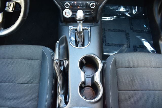 2017 Ford Mustang V6 Fastback - 22975077 - 29