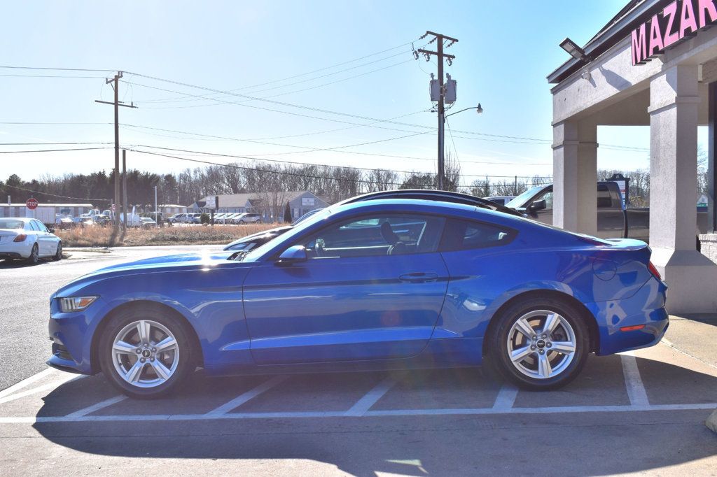 2017 Ford Mustang V6 Fastback - 22975077 - 4