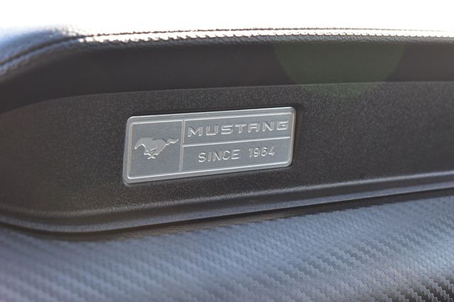 2017 Ford Mustang V6 Fastback - 22975077 - 60