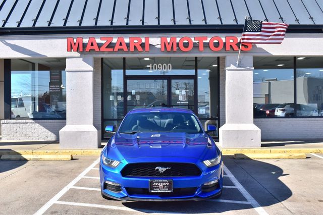 2017 Ford Mustang V6 Fastback - 22975077 - 8