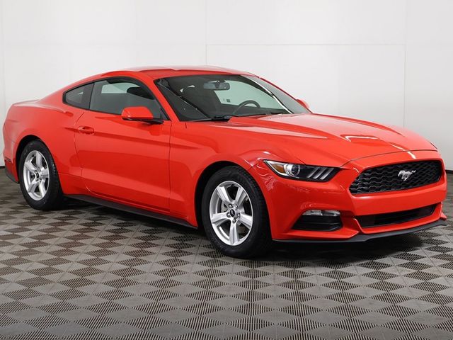2017 Ford Mustang V6 Fastback - 22956312 - 1