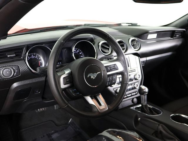 2017 Ford Mustang V6 Fastback - 22956312 - 20