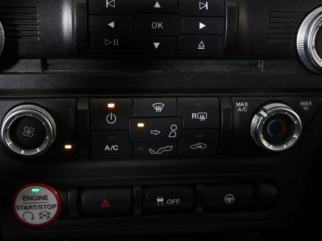 2017 Ford Mustang V6 Fastback - 22956312 - 38