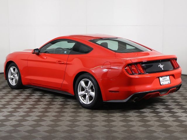 2017 Ford Mustang V6 Fastback - 22956312 - 5