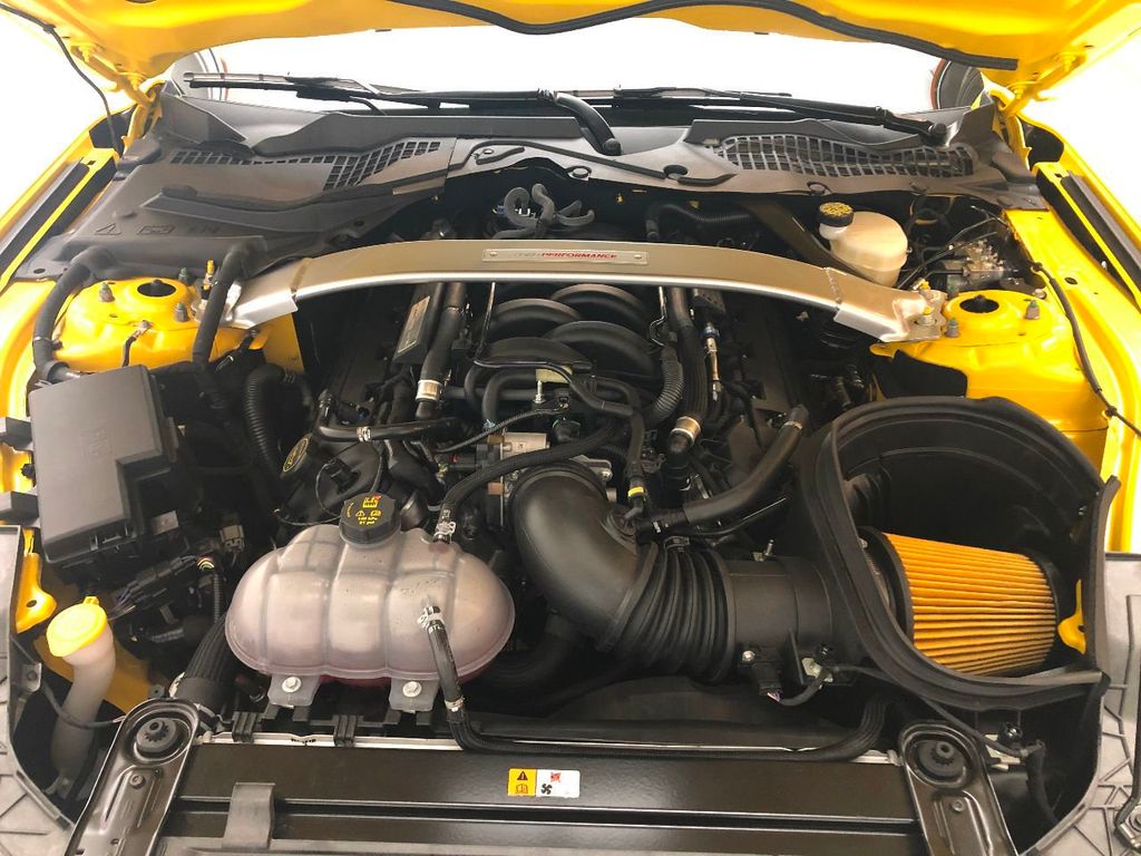 2017 Ford Mustang Shelby GT350 photo 22