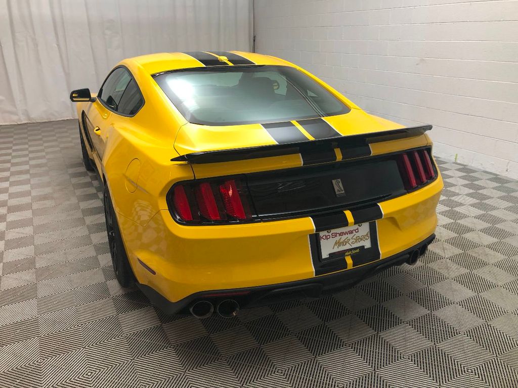 2017 Ford Mustang Shelby GT350 photo 6