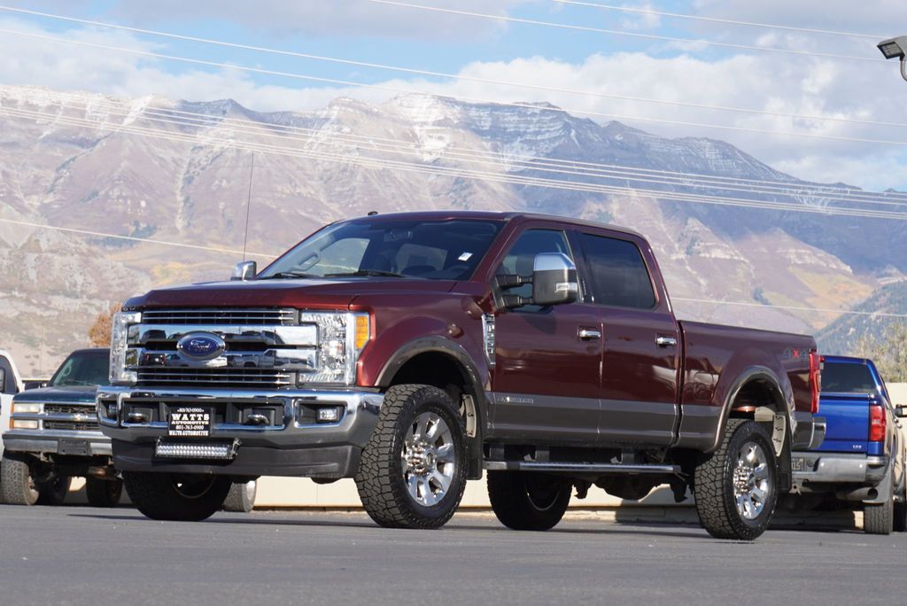 2017 Ford F-250 Lariat photo 2