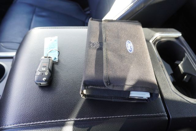 2017 Ford SUPER DUTY F-250 LARIAT - 22934713 - 50