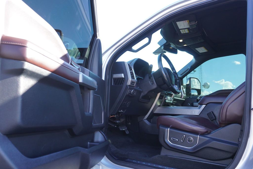2017 Ford SUPER DUTY F-250 PLATINUM - 23083981 - 19