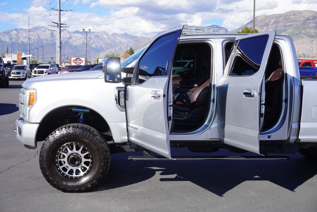 2017 Ford SUPER DUTY F-250 PLATINUM - 23083981 - 21