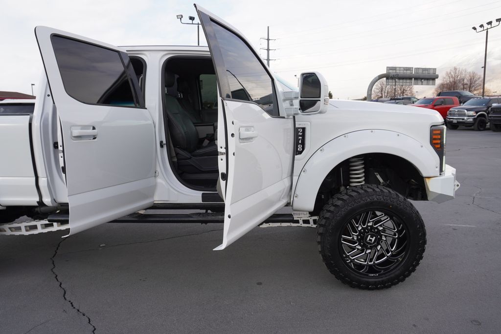 2017 Ford SUPER DUTY F-250 XLT - 22761743 - 25