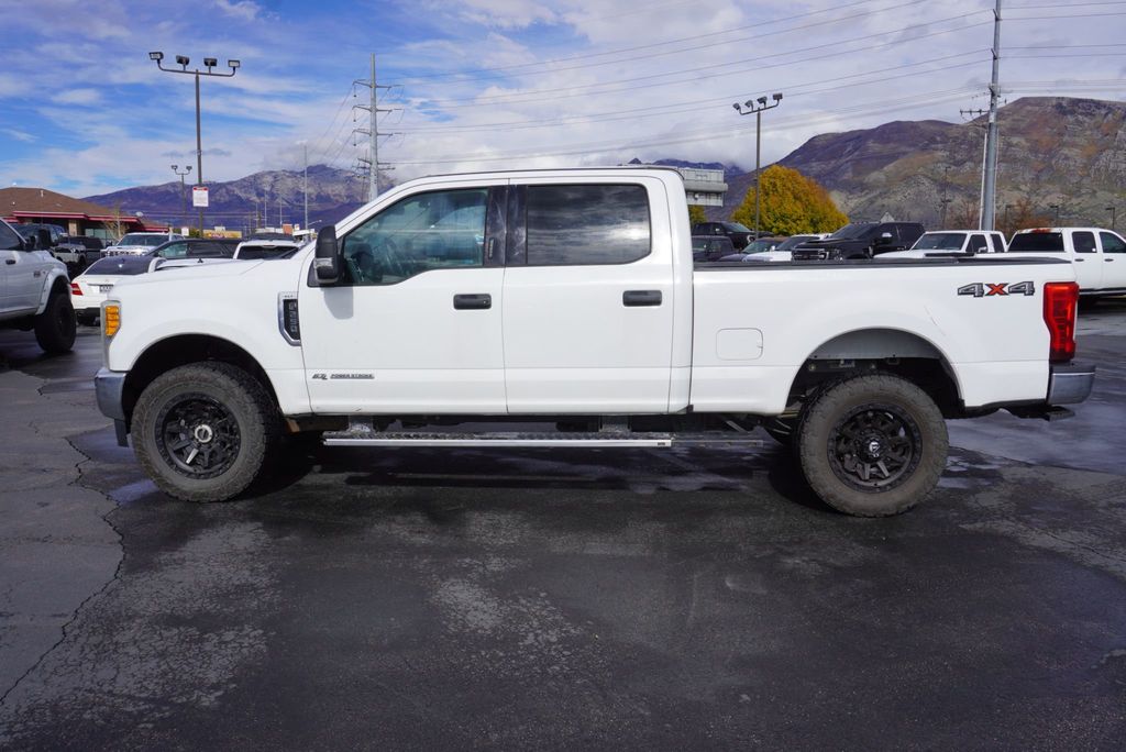2017 Ford SUPER DUTY F-250 XLT - 23098718 - 1