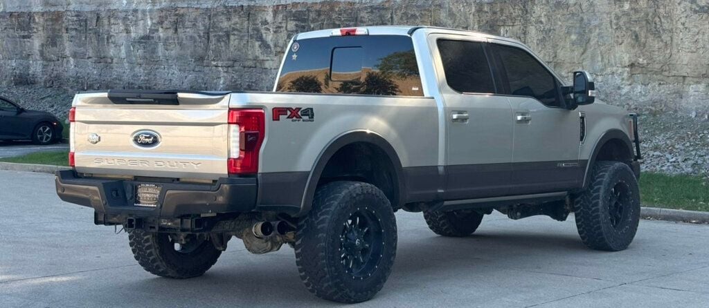 2017 Ford Super Duty F-250 SRW 2017 FORD F-250 SUPER DUTY KING RANCH - 22936107 - 3