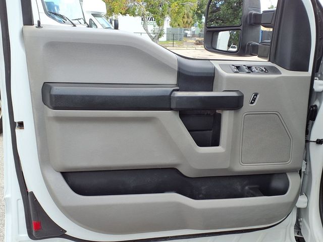 2017 Ford Super Duty F-250 SRW 8' Utility Truck - 23032306 - 14