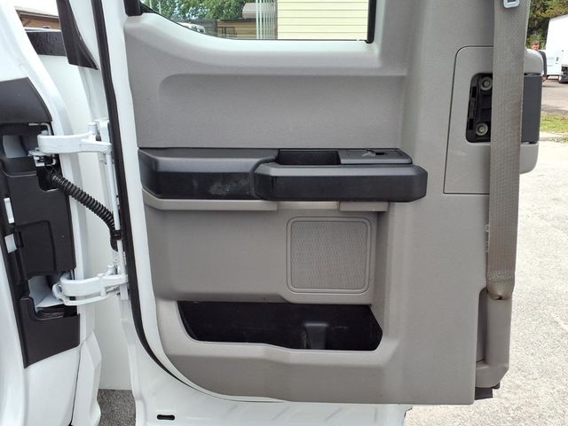 2017 Ford Super Duty F-250 SRW 8' Utility Truck - 23032306 - 16