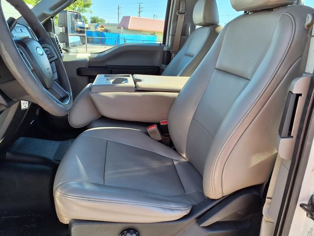 2017 Ford Super Duty F-250 SRW 8' Utility Truck - 23094287 - 11