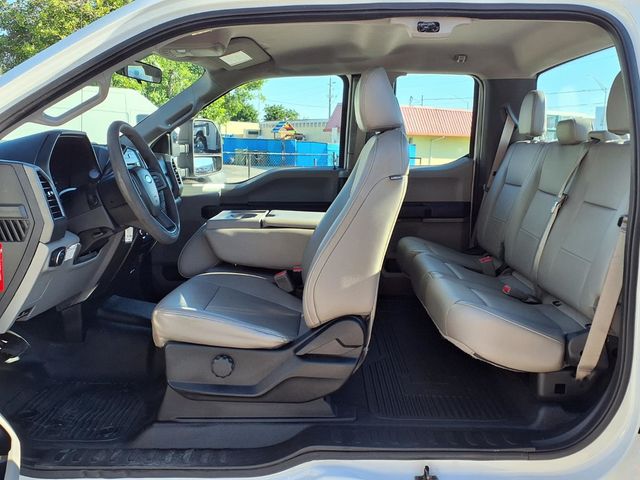 2017 Ford Super Duty F-250 SRW 8' Utility Truck - 23094287 - 15