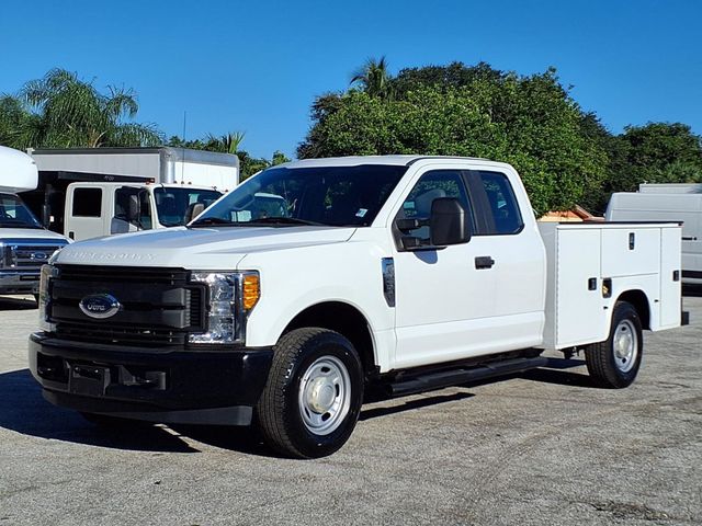 2017 Ford Super Duty F-250 SRW 8' Utility Truck - 23094287 - 6