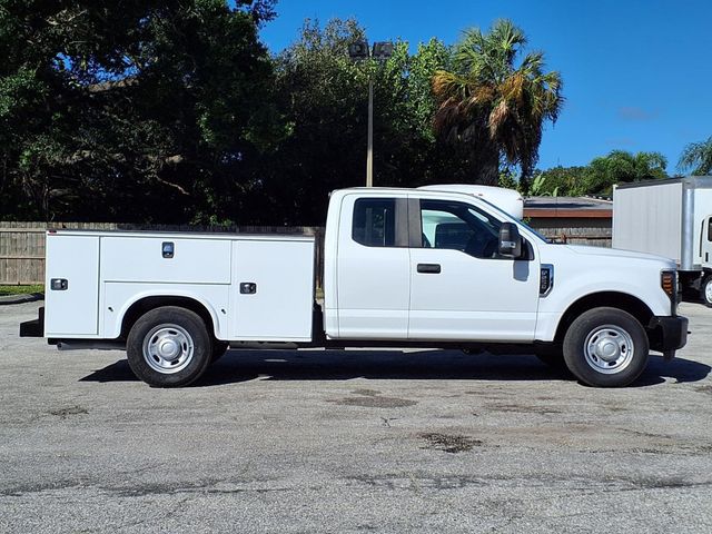 2017 Ford Super Duty F-250 SRW 8' Utility Truck - 23096340 - 1