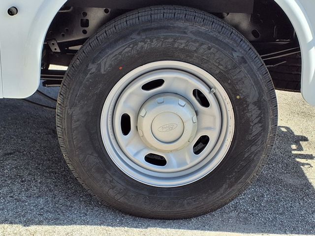 2017 Ford Super Duty F-250 SRW 8' Utility Truck - 23096340 - 33