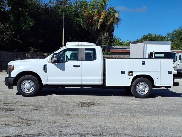 2017 Ford Super Duty F-250 SRW 8' Utility Truck - 23096340 - 5