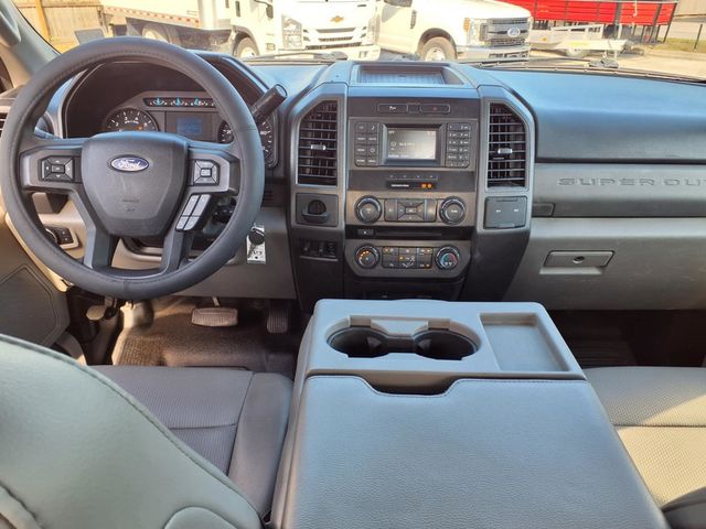 2017 Ford Super Duty F-250 SRW 8' Utility Truck - 23096340 - 8