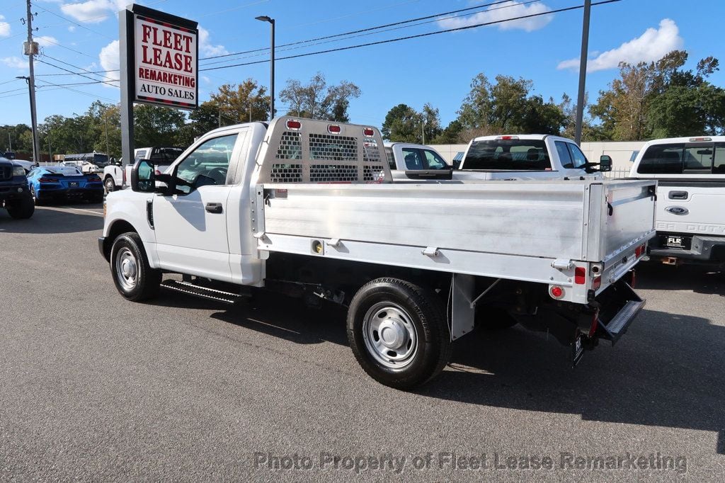 2017 Ford Super Duty F-250 SRW F250SD 2WD Reg Cab Alum Flatbed SRW - 22643311 - 2