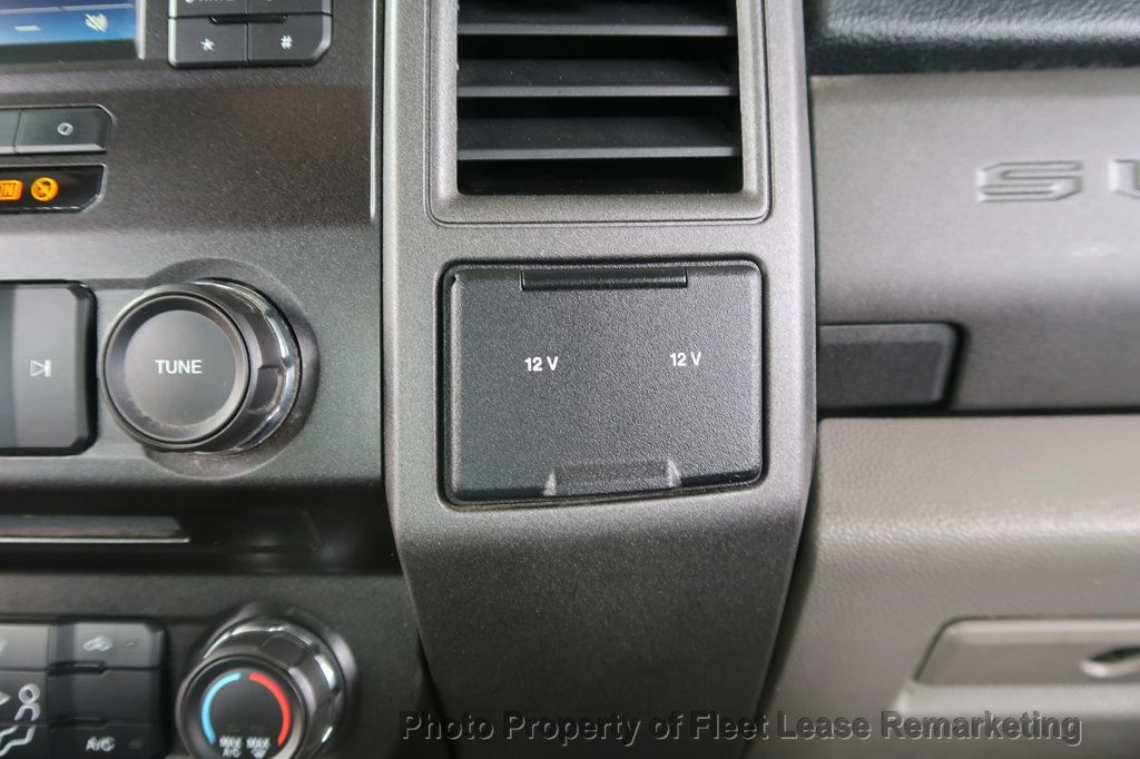 2017 Ford Super Duty F-250 SRW F250SD 2WD Supercab Utility Ladder  - 23004690 - 30