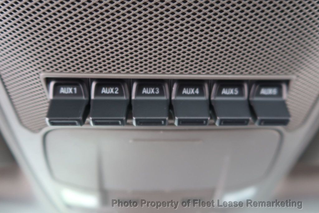 2017 Ford Super Duty F-250 SRW F250SD 2WD Supercab Utility Ladder  - 23004690 - 35