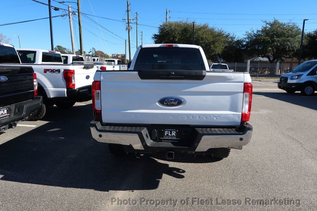 2017 Ford Super Duty F-250 SRW F250SD 4WD Crew Cab LWB - 22963037 - 3