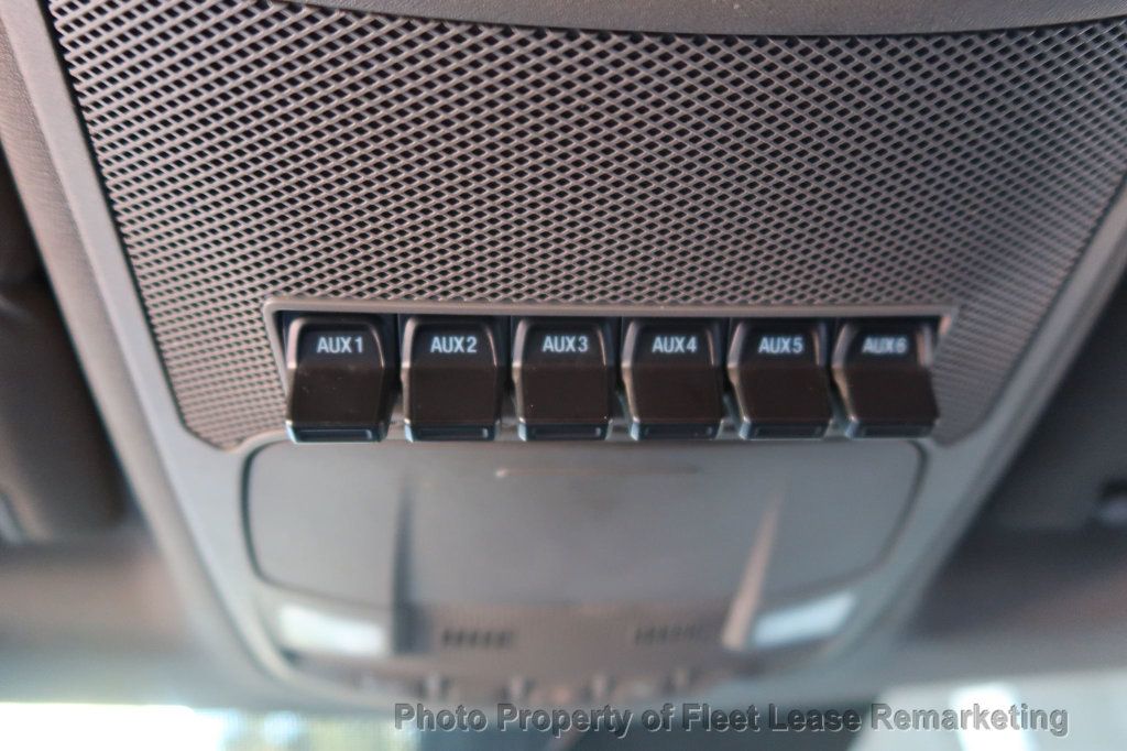 2017 Ford Super Duty F-250 SRW F250SD 4WD Crew Cab Utility  - 22968542 - 36