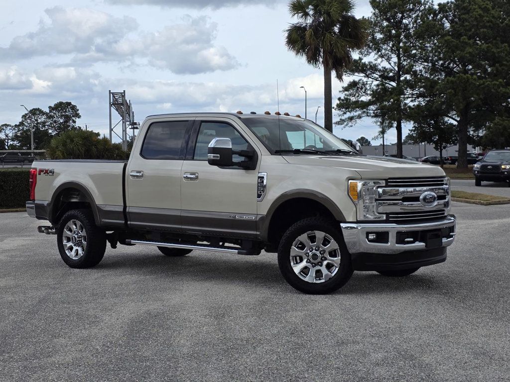 2017 Ford Super Duty F-250 SRW Lariat - 22985446 | Video 1