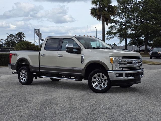 2017 Ford Super Duty F-250 SRW Lariat - 22985446 - 1