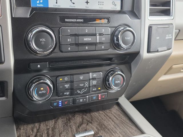 2017 Ford Super Duty F-250 SRW Lariat - 22985446 - 23