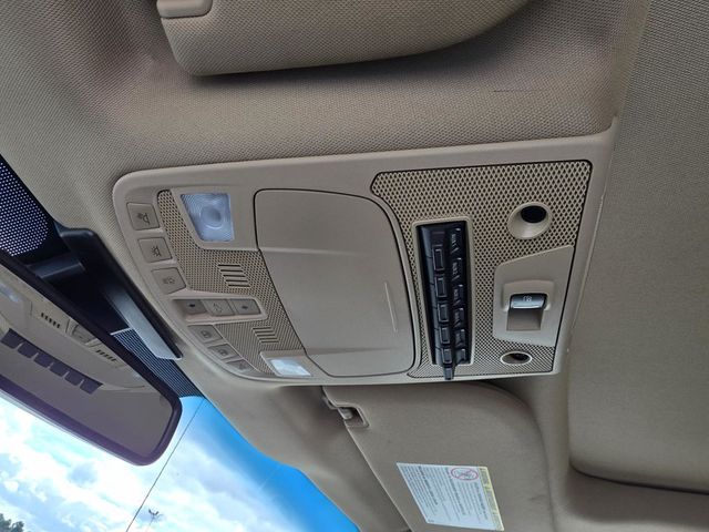 2017 Ford Super Duty F-250 SRW Lariat - 22985446 - 32