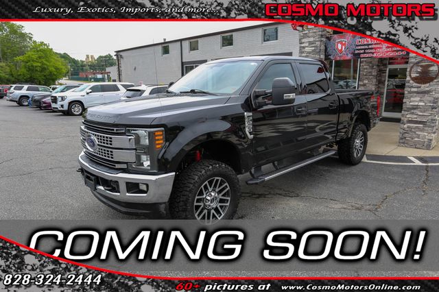 2017 Ford Super Duty F-250 SRW Lariat 4WD Crew Cab 6.75' Box - 23012569 - 0