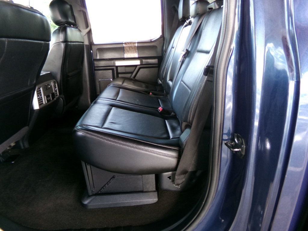 2017 Ford F-250 Lariat photo 19