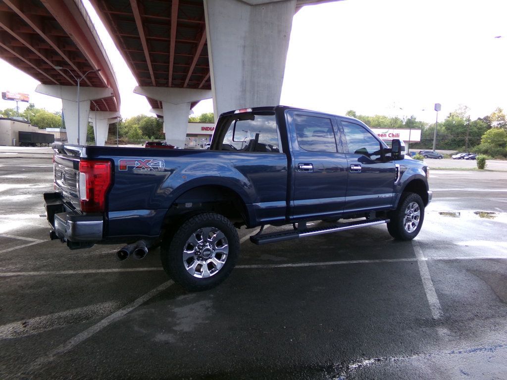 2017 Ford F-250 Lariat photo 6
