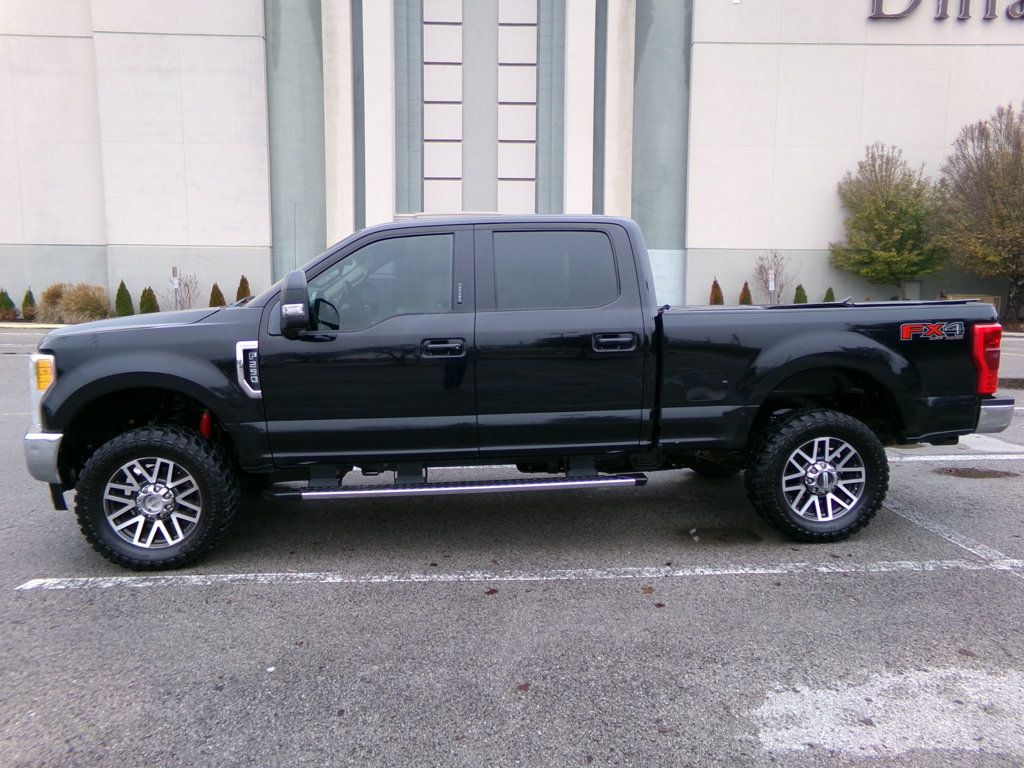 2017 Ford Super Duty F-250 SRW Lariat 4WD Crew Cab 6.75' Box - 22954518 - 0