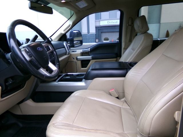 2017 Ford Super Duty F-250 SRW Lariat 4WD Crew Cab 6.75' Box - 22954518 - 5