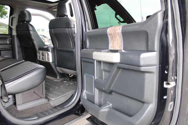 2017 Ford Super Duty F-250 SRW Lariat 4WD Crew Cab 6.75' Box - 23082969 - 9