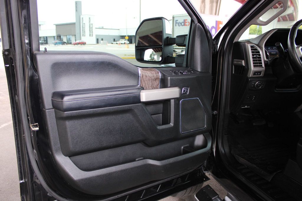 2017 Ford Super Duty F-250 SRW Lariat 4WD Crew Cab 6.75' Box - 23082969 - 13